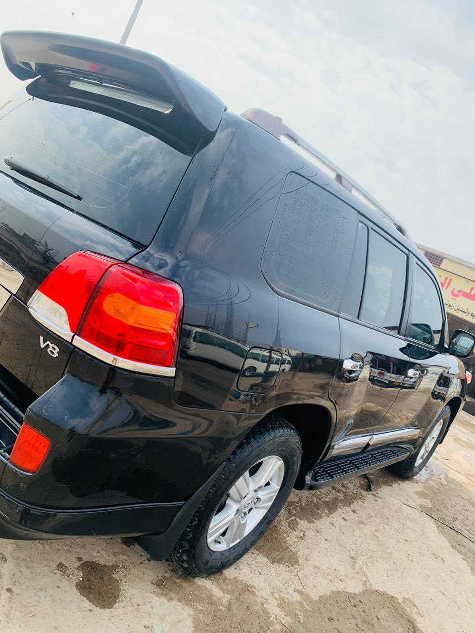 من رخصة الادمن ....   للبيع نقدا 🌳🌳🌳🌳🌳🌳
سيارة تويوتا لاندكروز خليجي ثمانية سلندر حجم ٤٧٠٠ 

  موديل2014 بغداد مشروع وطني ( باسمي ) تحويل مباشر بنفس اليوم   نظيفة جدا وجديدة جدا بمعنى الكلمة وجاهزة من كلشي  ومكان السيارة بصره  والجاد بالشراء يتفضل  يتصل*********** بي واتساب   وبالخير مقدما عالياخذها السعر 385ورقه

المواصفات ...🍀🍀🍀🍀

١- المحرك ٨ سلندر حجم ٤٧٠٠  المرغوب

٢- بصمة تشغيل وبصمة ابواب

٣- كراسي جلد بلادي

٤-  الجام يصعد وينزل بالبصمة

٥- فتحة بالسقف

٦- فور ويل

٧- كشن السائق كهرباء ٣ دكم

٨- تحكم ستيرن

٩- حساسات امامي وخلفي

١٠- لدات

١١- كامرة بلادية  

١٢- اشارة ترحيب 

١٣- مري قلاب

١٤- ثلاجة

١٥- زنون بلادي

١٦ - زراكات

١٧- طفايه

١٨- مري قلاب مع البك
