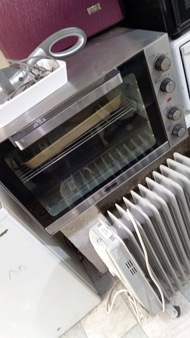 غراض باله كويتيه شرط الشغل للاستفسار التواصل ع الخاص علما العنوان بني منصور منطقة الرحمانيه مقابل فرع التمار قرب مشتل الرحمن ***********
