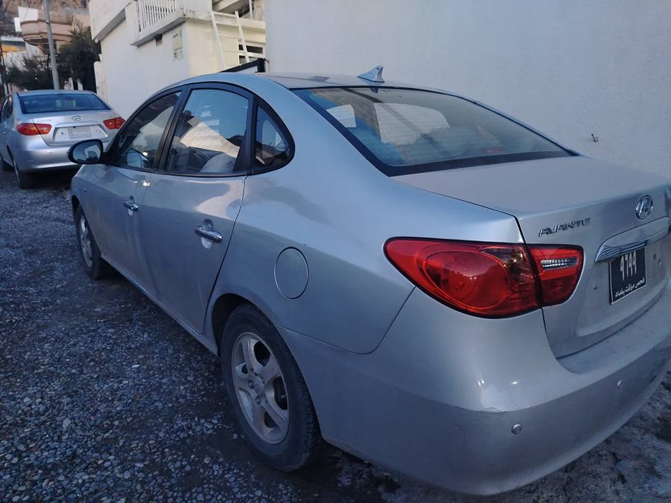 بەناوی خودای بەخشندەی میهرەبان
هۆندای ئاڤانتی 2010بڕاوە 
فول مواسەفات بەس سڵاید نیە 
کوشن جڵد و هیتەر 
ئاوێنە شەفت و کارەبایی 
ئیکۆ و گێچ وەنەوشە 
لایت ڕەش و بەگلایت لێزەر 
چوار تایەو ویلی لۆکی لەژێرە 
شتێکی نمونەو دانسقەیە
ماڵی ئەوەیە بۆماڵی خۆتی ڕابگری 
قەترە خایسی نیە 
هەموو گیانی بەشەرت 
سعری 48 گەڵا
شوێن ڕانیە 
ژ.م ***********-***********
کۆڕەک واتس ئەپی لەسەرە 
مەسج کراوەیە رانية, السليمانية
