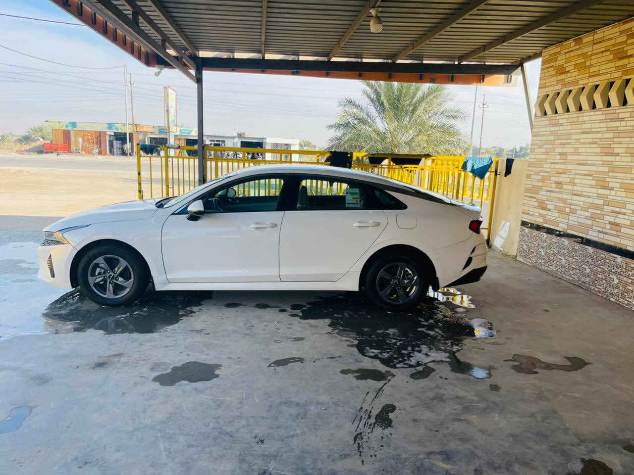 خليجي مديل ٢٣حره بدون رقم مكينه ٢٥٠٠سعر ١٦٠بيها مجال بيع فقط حادث جاملغ وبنيد لتواصل ***********العنوان السماوه
