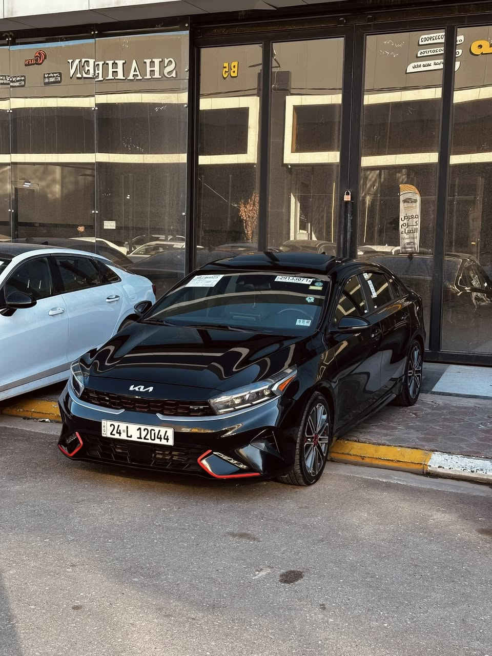 فورتي (GT) 2023 فول 1/1
‎بصمة تشغيل + بصمة ابواب وصندوق+ تشغيل عن بعد
فتحة سقف 
شفتات ستيرن 
كشنات جلد كهربائي +تدفئه وتبريد كشنات 
سستم صوت هارمن
  رادرات جانبية+ وامامية+ وتحديد مسار + كروز سرعه
هاند بريك بصمه
شحن وايرليس
السياره ماشيه 19 الف ميل بدون صبغ فقط الدعاميات 
مكان السياره موصل حي العربي 
السعر وباقي التفاصيل اتصل عل رقم 
***********
