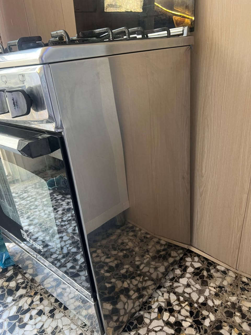 مساء الخير طباخ اربع مشاعل يونير اصلي سل ستيل ضد الصدء نضيف جدا اخو جديد مابيه اي ظرر سعره 150 مكاني بغداد الغدير


**إذا كنت صاحب هذا الإعلان وتريد حذفه لأي سبب، رجاءا أرسل رسالة إلى الدعم الفني**