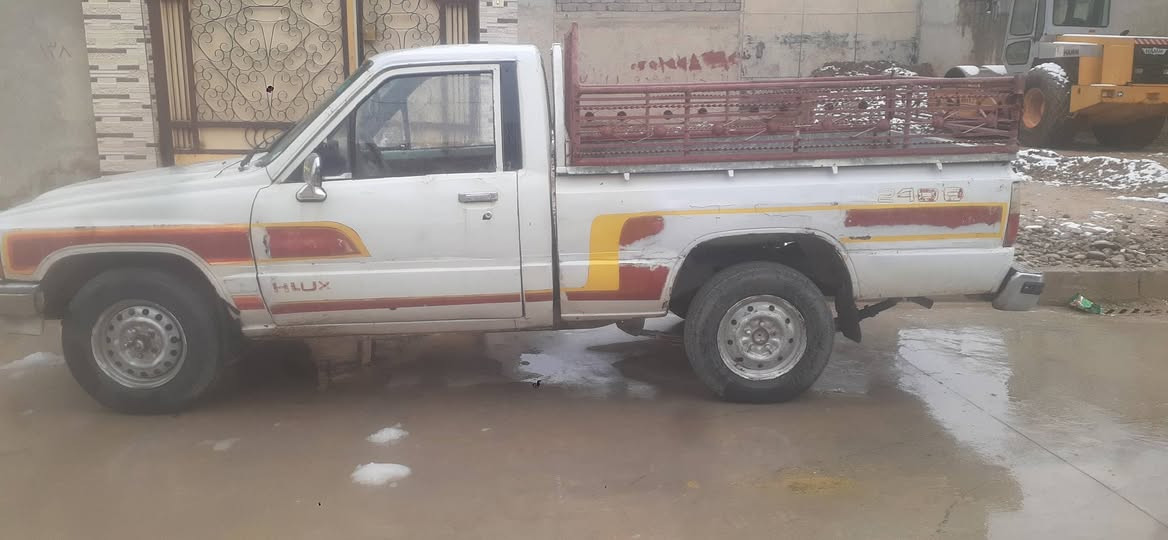 بيكم ٨٨ جاهز عشغل محرك كير اكسن شرط طخم تايه جديد باتري جديد رقم نينوى مصطره ٤٥ وبي مجال ***********
