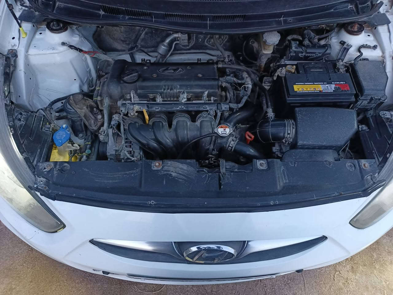 مديل 2014 محرك 1600خليجي تبديل بنيد وجنطه بيه ضربه بسيطة بل خلف السعر 87وبيه مجال بيسط 
***********
