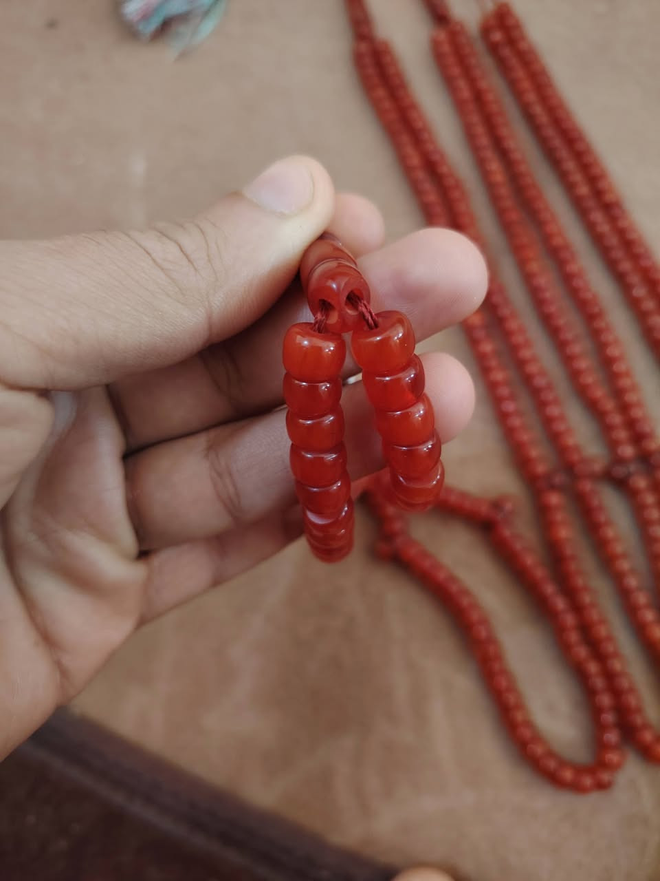 سلام عليكم
سبح سندلوس المانيه جراخه فغانيه 
ميه واحد شاه وجه بموه 
شغل قديم البيع فقط 
مكان الشطره تفاصيل خاص  ***********
