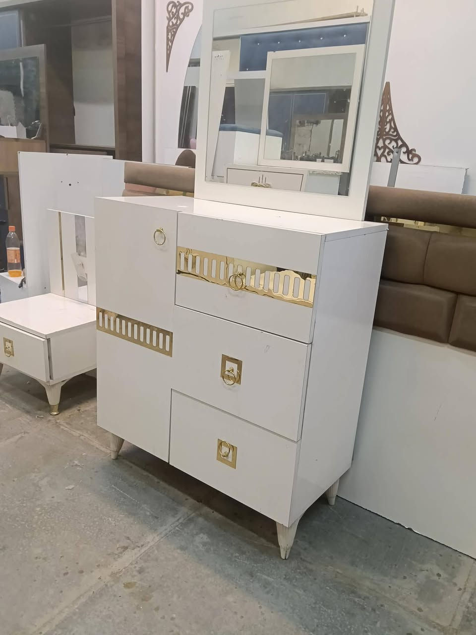 للبيع


**إذا كنت صاحب هذا الإعلان وتريد حذفه لأي سبب، رجاءا أرسل رسالة إلى الدعم الفني**