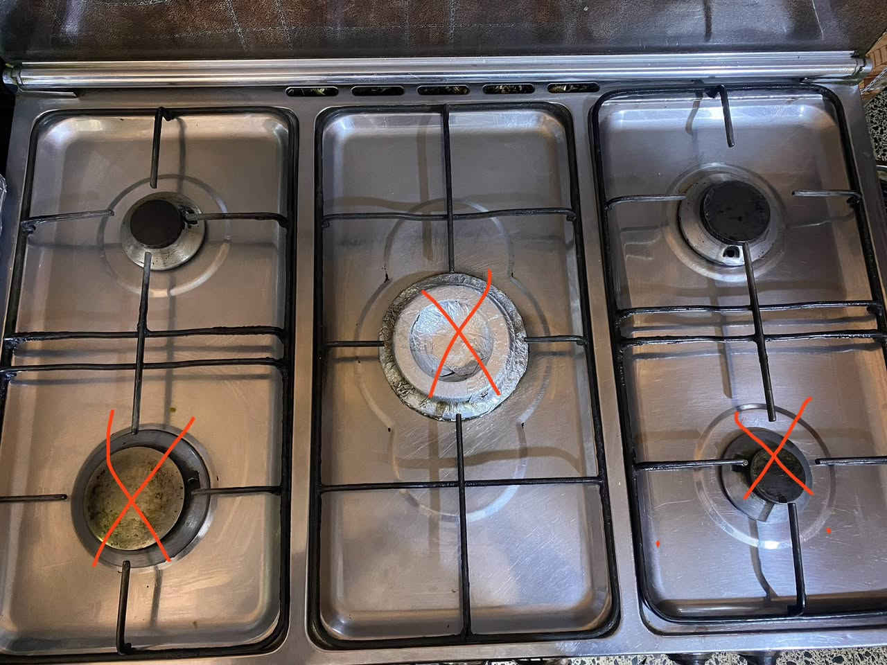 السلام عليكم
طباخ غاز كله شغال عدا العيون اللي عليهن اكس عطلانات
سعر الطباخ ١٨٠ الف

وعجانه كهربائيه نضيفه كلش السعر ٤٠ ألف


**إذا كنت صاحب هذا الإعلان وتريد حذفه لأي سبب، رجاءا أرسل رسالة إلى الدعم الفني**