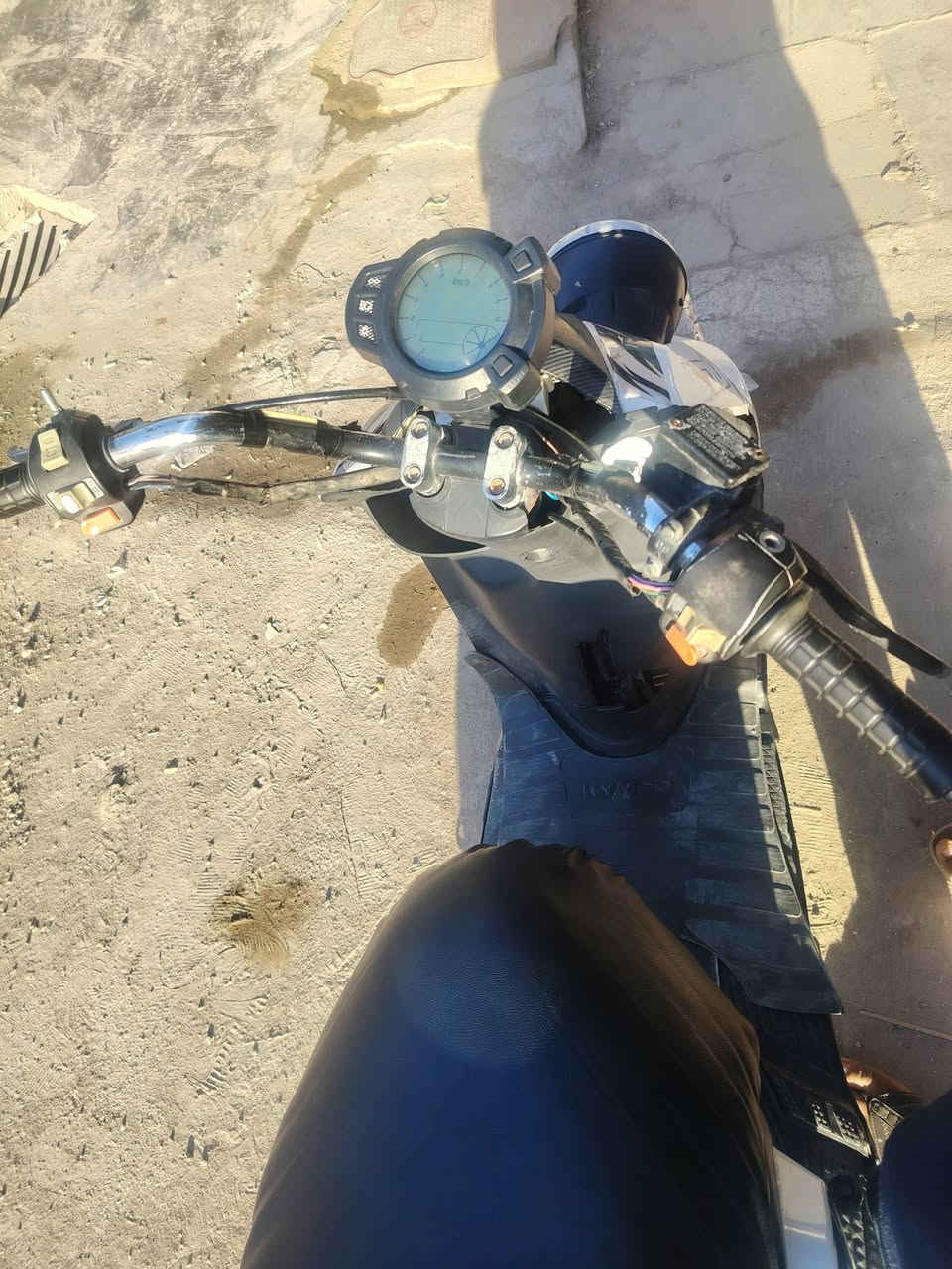 السلام عليكم سكنس جبلي كامله مابيهة اينقص نكرة سلف اشاير شغال كلوب عالي ناصي باتري جديد شلعة ومعدل المكان بغداد البلديات الرقم *********** السعر ٣٠٠
