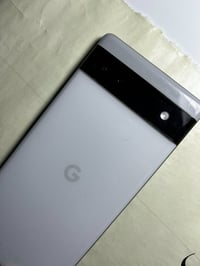 بيكسل 6a • نظافة ٩٠٪ • خط خفيف