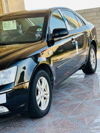 سوناتا ٢٠١٠ • محرك ٢٠٠٠ بنزين • ٧٩٠٠٠ كم