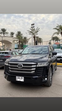 لاندكروز • ٢٠٢٢ • ٦ سلندر