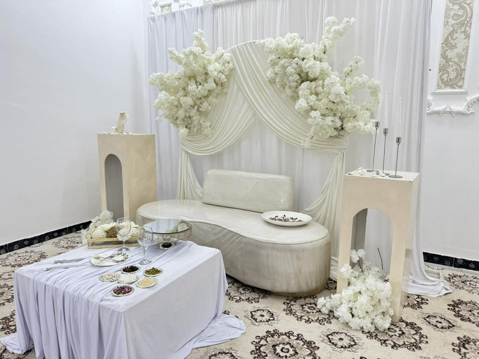 سلام عليكم كوشات للبيع بموديلات مختلفه الاستفسار على الرقم التالي ***********واتساب العنوان  السماوة ويوجد عندي توصيل للمحافظات
