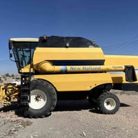 حصادة ٥٠٨٠ • موديل ٢٠١٢ • ٢٠ فوت