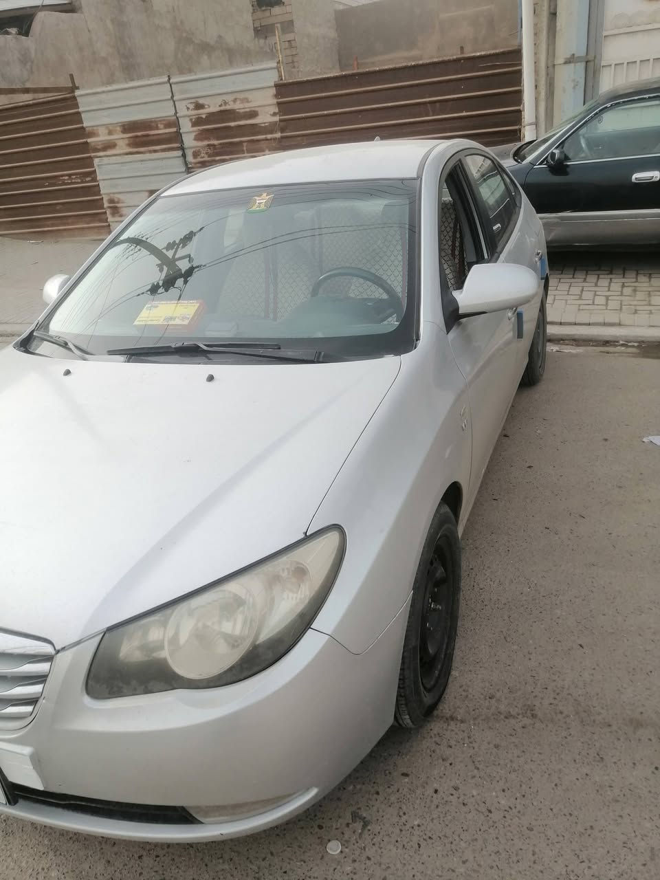 السلام عليكم الانترا مديل ١١ ادوات كير ومحرك بلاد سعر ٤٠ بيه مجال الارضيه جلد علمن بدون سنويه المكان بصره القبله ***********
