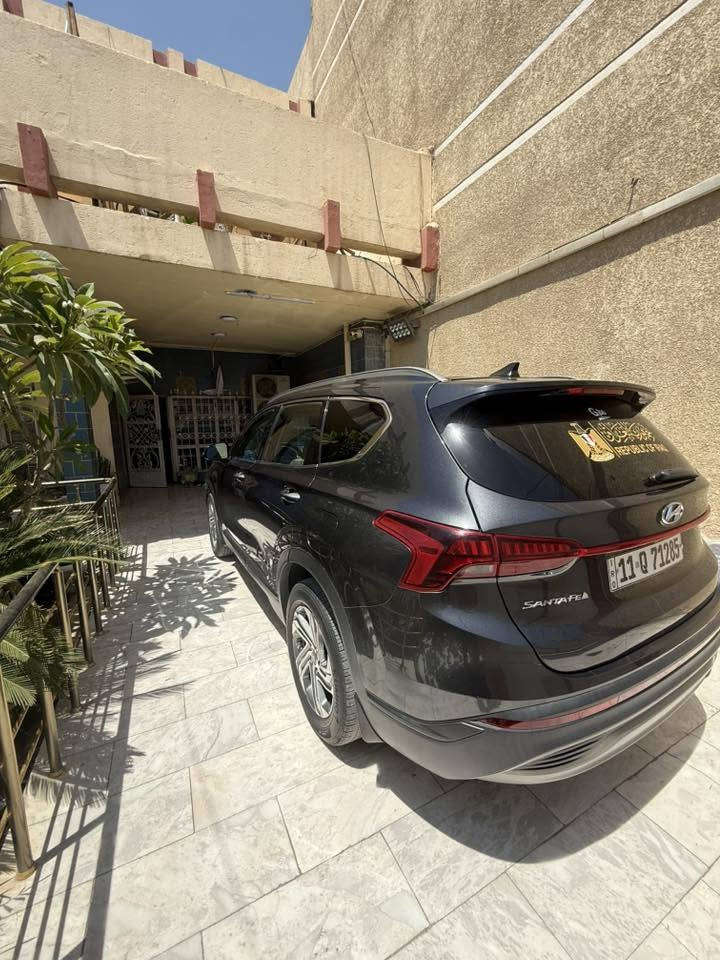 السلام عليكم
هيونداي سنتافي 2023 للبيع

Hyundai Santafe 2023

رقم بغداد الجديد 

كير ومحرك وحجر بيئة بشرط 

4سلندر _ 2.5L

مواصفاتها⬇️

بصمة _ابواب بصمة

شاشة كبيرة _كاميرا خلفية 

تحديد المسار _ مثبت سرعة 

قطعتين تبريد _3 انظمة قيادة

Auto Hold

وبيها هواي مواصفات 
 
***********
