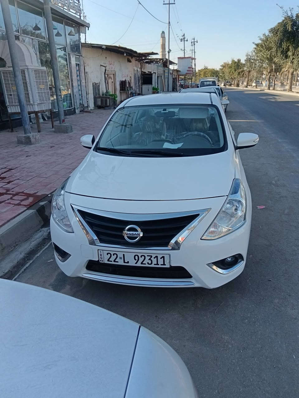 السلام عليكم نيسان صني مديل 2025مصري  كفاله عامه ماشيه 40الف فول مواصفات شاشه كامره تبريد خلفي حساسات يدات نيكل بيه مكانين بارد بالعتبه السعر 123 وبيه مجال مكاني نجف كوفه ***********
