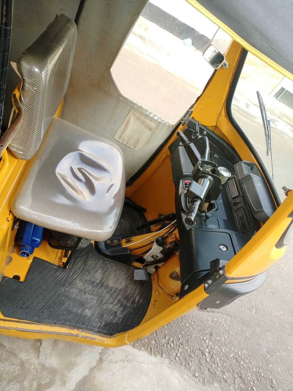 سلام عليكم تكتك تفي اس موديل 19 بيه محرك مال 20 تكتك خير من الله لا تنقيص ولا تبخير وتكتك اوراق مو رقم مكاني بغداد اشعب اسعر 3800 رقم الهاتف ***********
