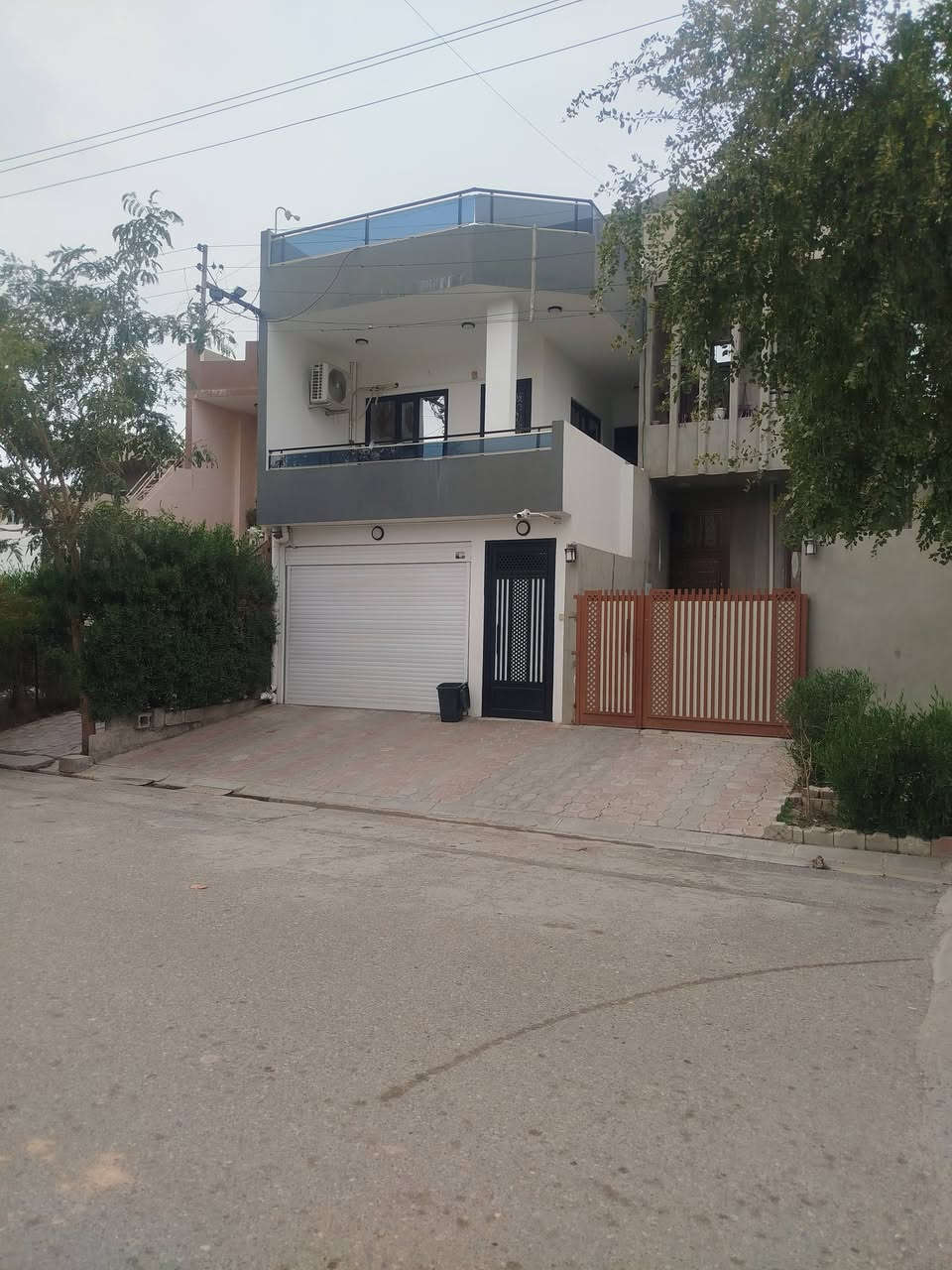 رقم اعلان۱۰٦۹
نوع عقار طابو ملك صرف
دار للبيع ١١٥متر  ۳طوابق كركوك شورجه موقع محله كاكي  قريب سايدين شورجه منطقه فول خدمات شارع كلش عريض وتبليط
بيت كلش نظيف فول سراميك
مغربي  بيت نظام دكت مركزي
يتكون طابق ارضي  محل کامل داخل محل بي غرفه +حمام تواليت 
طابق الثاني
غرفة نوم 
استقبال
مطبخ
صحيات
درج داخلي
طابق الثالث
غرفتين نوم
سعر۱۱۰ملوين بي مجال
للاستفسار
۰۷٥۰۳٦۳۹۲٥۸واتساب
۰۷۷۰۱۳۳۰٤٥٥فايبر
عقارات نيشتمان في كركوك


**إذا كنت صاحب هذا الإعلان وتريد حذفه لأي سبب، رجاءا أرسل رسالة إلى الدعم الفني**