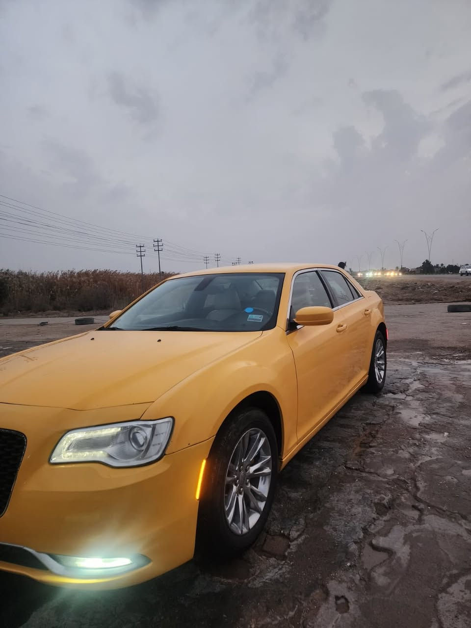 سلام عليكم
اوباما مكفوله كفاله عامه فقط حادث دعاميه سيارة جاهزه من الحداديه مكينه 
كشنات تبريد تدفه  داخله عسلي ويل مكسيكي صبغه جديد كلشي جاهز ونضيف سيارة جاهزه رقمها بغداد المداور ثاني يوم مكانها  ذي قار سعرها ١٩٠
***********
