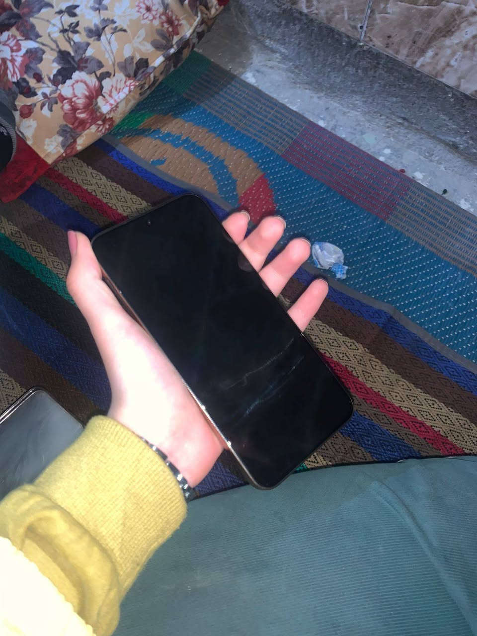 سلام عليكم للبيع
هونر x9d ذاكرة  256 بطارية8000 عملاقة جهاز جديد  نضافة 100%صالي سبوعين من اخذته بس احتاجيت فلوسه الله شاهد  بعدة بل ضمان مالته سنه حقيقي جهاز جدديد لو ما محتاج مابيعه ابيع سعرة 425وبي مجال بسيط  مكاني مدينه الصدر رقمي الاستفسار ***********
