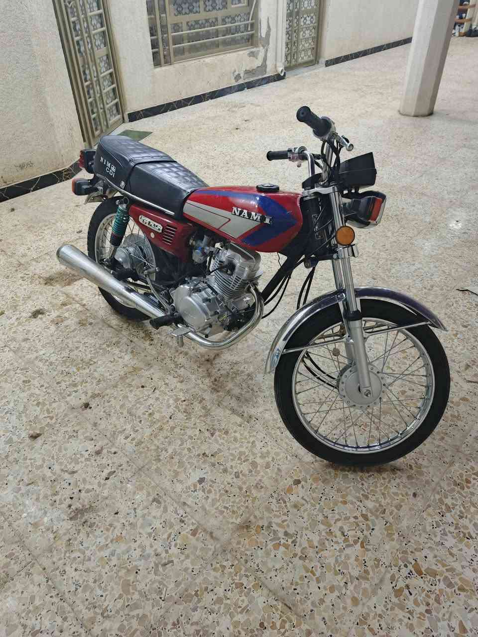 يا الله سلام عليكم نامه وكيل ضايعه اوراقها كفالة عامه ما عده عواج بالسكان خفيف كلش بدل سكان سعره5 ترجع بلادي الدراجه ما مفيلسه بعدها مكينه نضافه 100/100 الدراجه احله من الصور تجي وتشوف بعينك مكاني العمارة قضاء الميمونة متواجد خاص السعر 800 وبيها مجال حك الجيه ***********
