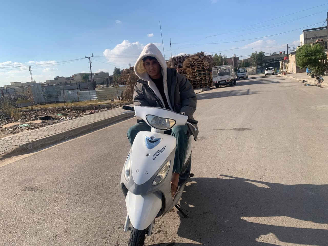 دراجه ماكس منغولي دراجه نضيفه شبابيه دراجه رمبه سعر٦٠٠    ***********مكاني حي أور
