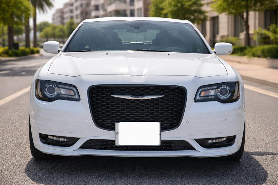 كرايسلر 300 S
موديل 2018 وارد كندي كلين تايتل
فول بردة خلفية عدا الرادار الامامي
ماشيه 65 الف مايل
السعر $30,700
او مراوس ب ٨ سلندر 
للتفاصيل واتساب 
***********
