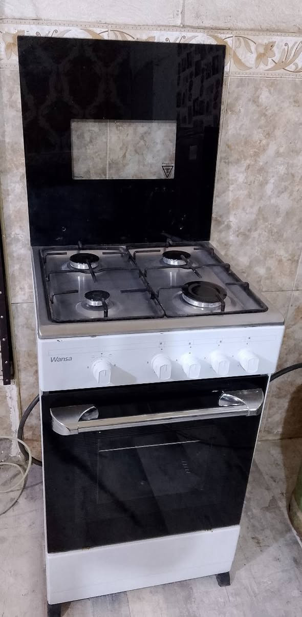 طباخ ونسه كويتي نضافه فول شرط شغل مكان بصره زبير ويوجد خدمه توصيل جميع المحافضات ***********
