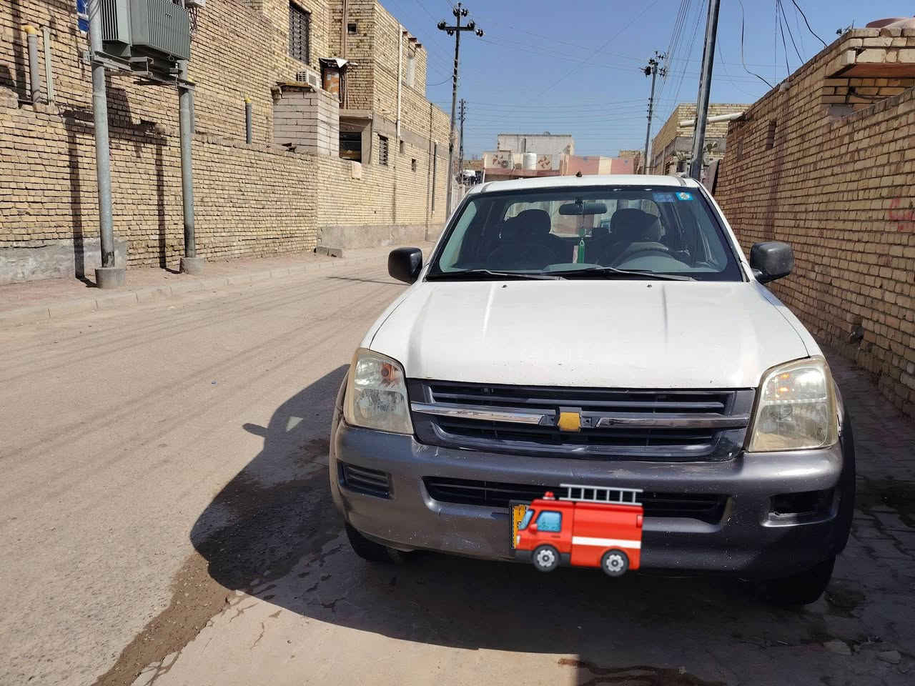 السلام عليكم سياره شوفر ليت أمريكي رقم بغداد سنويه الئ 2031 موديل 2005 مكينه ٦ سلندر سياره جاهزه ماناقصه شي الشراري الاتصال ع الرقم التالي ***********
