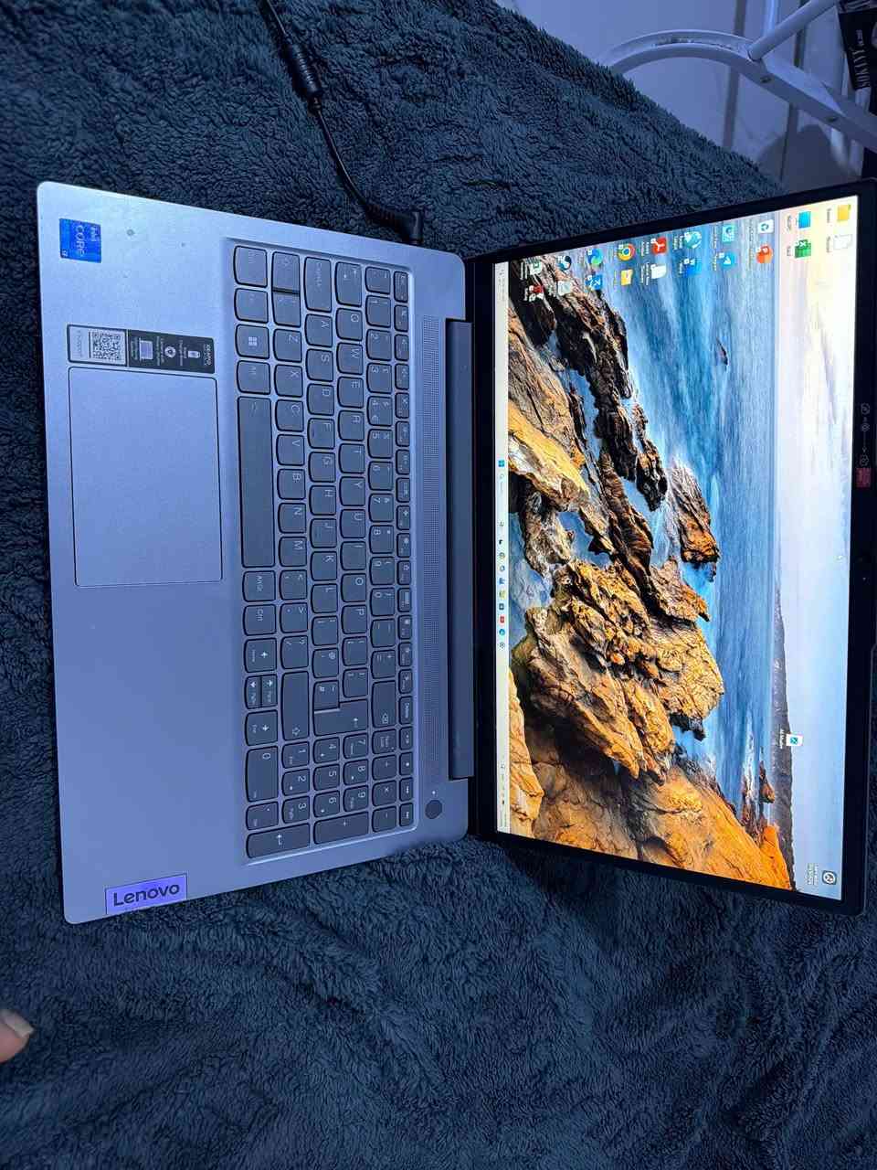 لابتوب Core i7 جيل 13 – RAM 16GB – نظافة 100%

للبيع لابتوب كسر كارتون، مشتريه من أقل من سنة واستعماله قليل جدًا، نظافة 100/100 وما بي أي مشاكل، الجهاز سريع وممتاز للدراسة، العمل والبرامج.

المواصفات:

* المعالج: Intel Core i7-13620H – الجيل 13
* الرام: 16GB DDR5 – سرعة 4800 MT/s
* التخزين: 512GB
* كرت الشاشة: Intel UHD Graphics
* نظام 64-bit

الجهاز استعمال شخصي ومحافظ عليه، حالته شبه جديدة.

سبب البيع: عدم الحاجة إليه.
السعر: 750 الف قابل للتفاوض بالمعقول

التواصل رقم الهاتف *********** واتساب

