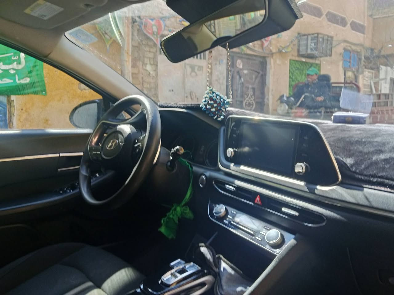 السلام عليكم ورحمه الله وبركاته سياره سوناتا 2023 السياره بيها ثلاث قطع السياره هايبرد سياره فول مواصفات السياره خير من الله سياره مكان بغداد السعر 165 ‏‪0774 063 4126‬‏
