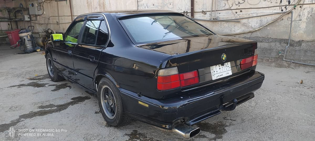 BMW بي إم دبليو للبيع
535 أصل وفصل سنوية وبليتة
كير عادي 
هيكل نضيف جدا 
شواصي سليمة
تبريد منضومة جديدة ثلج 
كرسي كهرباء 
تخم تاير جديد 2025
ويالة بوربت
موديل 1991
رقم بغداد تحويل مضمون 
صبغ جديد عضم موس
بجم عريض 
لايت سوار
منضومة زنزن عالي
محرك وكير نضاف
داخل جلد نضيف
السيارة بيها شلعة تحفر الكاع اول وثاني وثالث إلي يدورون درفت تفيدكم
ومعدل شرط 200
تم اضافة باتري جديد 100 امبير
مكان بابل مركز مدينة 
السعر 50 وبيها مجال بسيط 
*********** حلة, بابل
