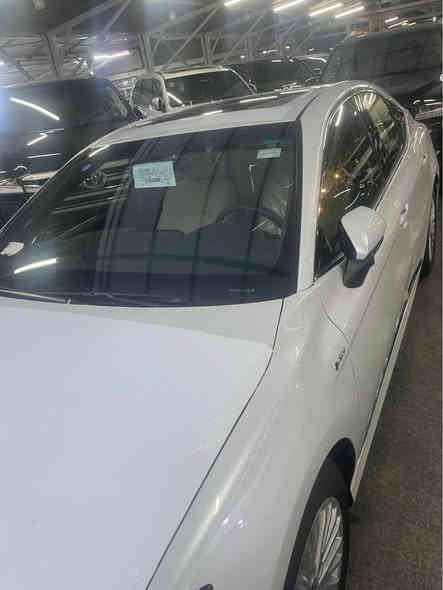 السلام عليكم

كامري 2025    وكالة عبد اللطيف هايبرد ياباني اصلي 

مرقم بغداد كامل 

زيرو E-pLUS

فتحه سلايد روف  

المواصفات

محرك 2500 

بصمة تشغيل

شاشة

كامرة

كرسي السايق كهرباء 

بردة كهرباء 

حساسات امامي خلفي 

هاند بريك بصمة

3 انظمة قيادة 

الايكو والسبورت والنورمل 

مصابيح امامية زنون 

اوتو هولد 

ايڤي مود 

اشارة بلمري 

وباقي المواصفات المعروفة 

السعر (27.500$ )  

للاستفسار والاتصال 

*********** بغداد
