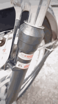 السلام عليكم ماطور تعمير شاصي 17 وتعمير 25 ماطور نضيف الرقم صاحب الدراجه***********
