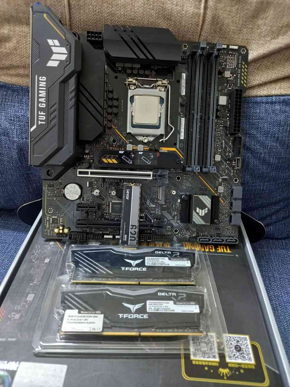 بورد B560M جديد
معالج i9 11900f


**إذا كنت صاحب هذا الإعلان وتريد حذفه لأي سبب، رجاءا أرسل رسالة إلى الدعم الفني**