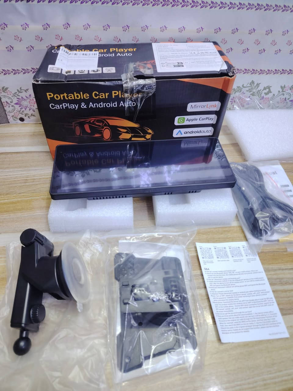 شاشة سيارة مشغل وسائط CarPlay و Android auto شاشة سيارة تركب على الدشبول او تركيب معلق على الزجاجة الأمامية للسيارة لاسلكية لمس حجم 10.25 انج للسيارات مع امكانية ربط كاميرا الرؤية الخلفية بلوتوث رايدو FM عرض مشغل فيديو موضحة بالصور السعر 40 الف للطلب او الاستفسار التواصل عبر رسائل الصفحة متوفر توصيل بغداد ومحافظات 👍 #تابع_الصفحة_يوصلك_كلشي_جديد


**إذا كنت صاحب هذا الإعلان وتريد حذفه لأي سبب، رجاءا أرسل رسالة إلى الدعم الفني**