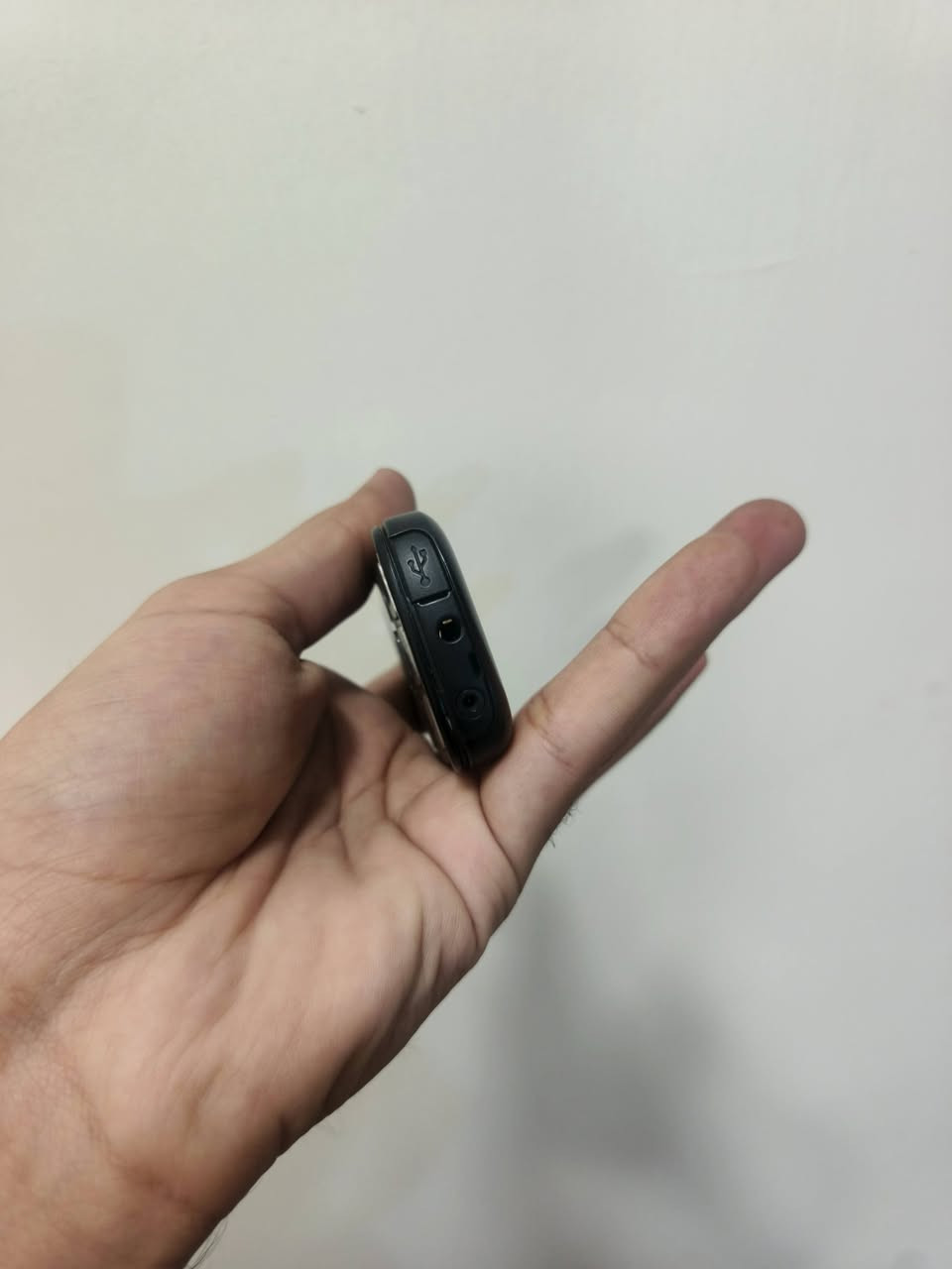 شغال كامل مع شاحن وبطاريه، سعر ٤٠ الف


**إذا كنت صاحب هذا الإعلان وتريد حذفه لأي سبب، رجاءا أرسل رسالة إلى الدعم الفني**