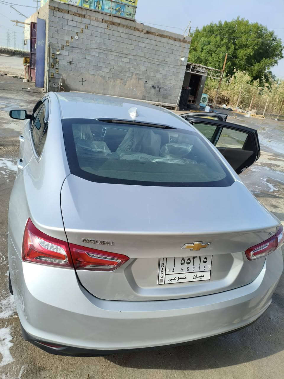 سلام عليكم البيع ماليبو 2020كفاله هاذ حادثه موضح بصوره معوقين باقيله سنه 5شهر  تتحول  جاهزه كير محرك مال جناي جديده مفوله بصمه كشن كهربائيّ  السعر 110وبيه مجال هاذ رقمي***********اووو*********** شراي يتصل واني خادم
