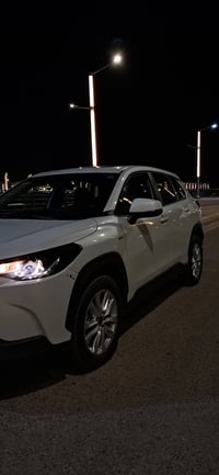 للبيع كورلا كروز 2025 هايبرد صيني  حادثها باب وجملغ صار بيهن صبغ  وباب...