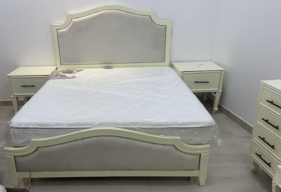 السلام عليكم
للبيع غرفة نوم نجاره عراقيه وتصميم تركي طابقين ( غير مستخدمه نهائياً ) السعر النهائي 2500
للاستفسار ***********
