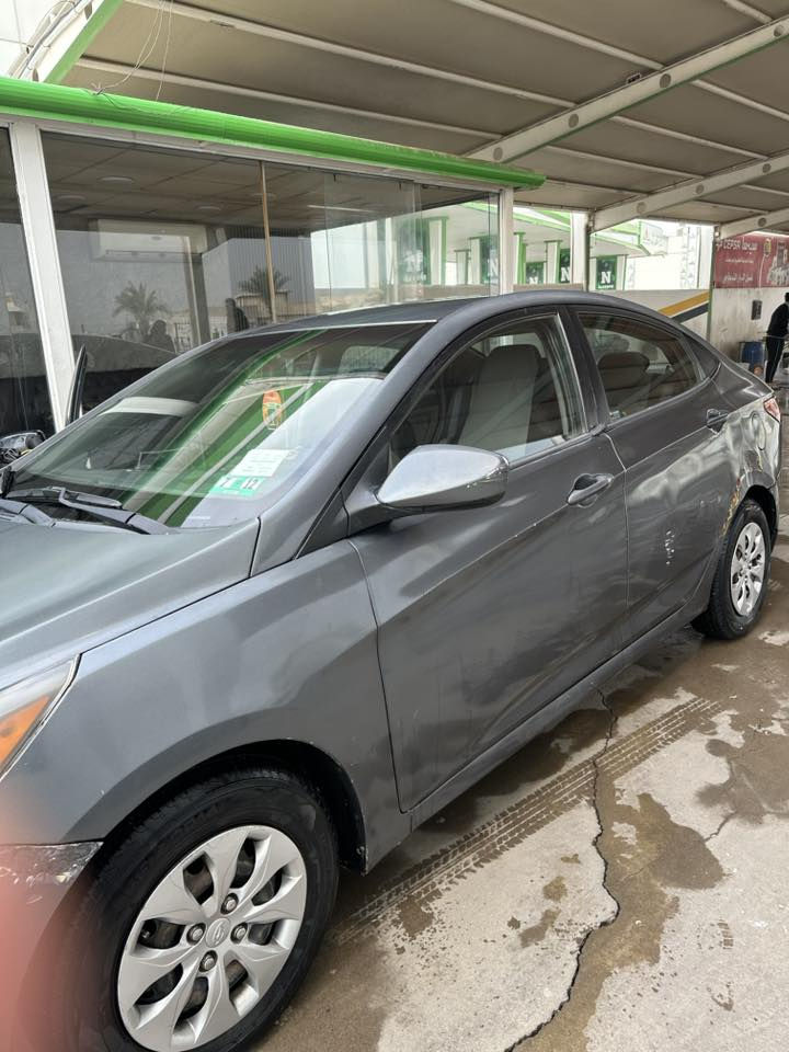 🚗 للبيع: هيونداي أكسنت 2012
السيارة نظيفة ومهتمه بيها استخدام شخصي 

🔧 المحرك (الكير):
✔️ كير محرك ممتاز جدًا
✔️ ما ناقصها شي نهائي
✔️ تمشي ناعمة وما بيها أي صوت
✔️ فحص على راحتك

🚘 المواصفات:
• لون رمادي
• اقتصادية بالبنزين
• مريحة ومناسبة للاستخدام اليومي
• أوراقها كاملة

📍 السيارة جاهزة للتسليم
💰 السعر 80ورقه وقابله للتفاوض 

للاتصال  (‭0784 133 2277‬)
