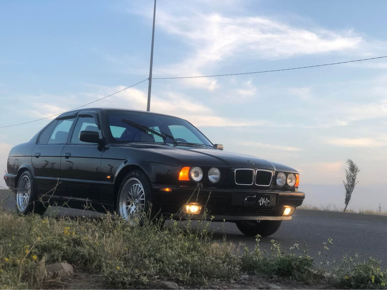 BMW 525 فوول دیگیتاڵ
ماشاءالله لە ماڵی هەموو لایەک 
سبووغ عام لۆ جوانی  پێش و پشتی کەپسە 
کوشن جلد و کارەبای 
4 جام کارەبای
ناو فۆرمیکا
MP FIRE
پانکە کارەبای  4 تایە ویلی شازی لەسەرە 
سەیارەکە بە روو زۆر جوانترە
سیعری 50  وەرەقە و مەجال
تکایە موشتەری نی سەرم مەیەشێنە أربيل, العراق


**إذا كنت صاحب هذا الإعلان وتريد حذفه لأي سبب، رجاءا أرسل رسالة إلى الدعم الفني**