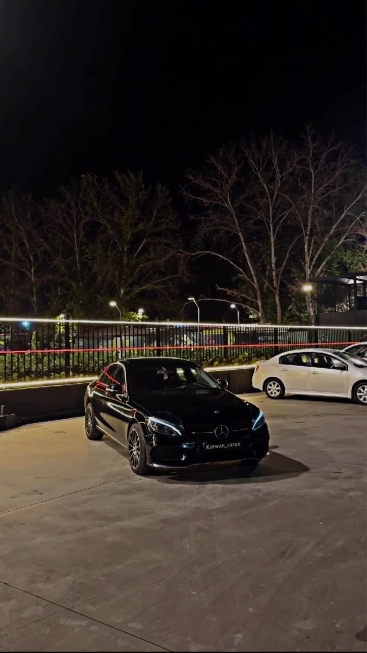 mercedis 2015 clin C300
٢٠١٥ كلين  
فورماتيك 
سياره بي شبر صبخ 
مواصفات فول فول. 
دبل ماوس 
بانوراما
كشنات كهرباي 
كشن خزن
سكان كهرباي
كير محرك شرط
تحويل شرط
كشنات هيتر 
فول فول 
سعر١٨٩ورقه شوي مجال 
مكاني دهوك 
*********** دهوك, العراق
