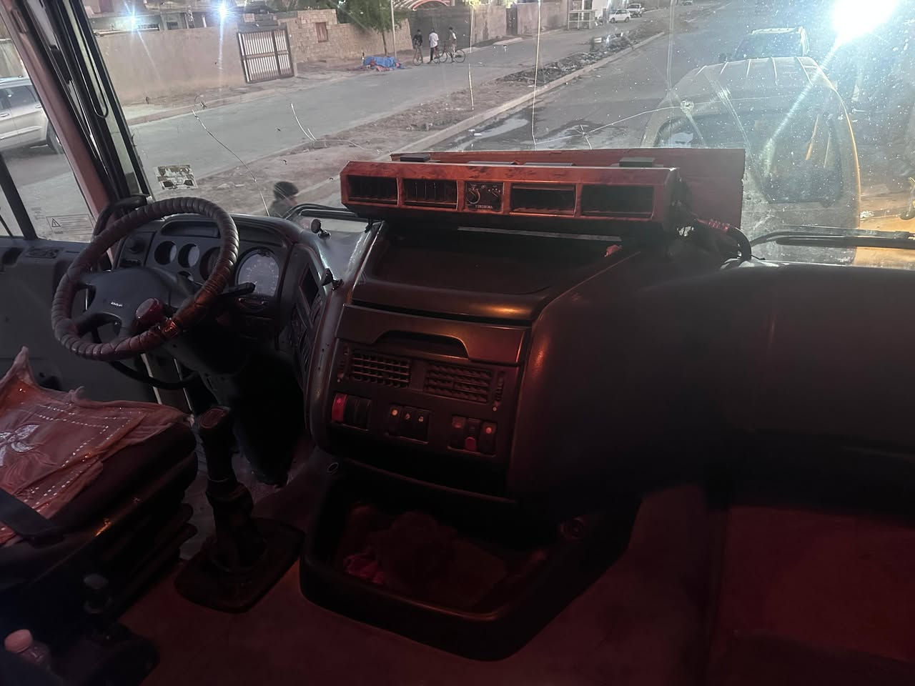 سلام عليكم 
سياره داف
مديل 2002
مكان بغداد  
سياره جاهزه رقم الهاتف
(1)0774056745
(2)*********** 
تصل برقم ربيك خير وتدلل
