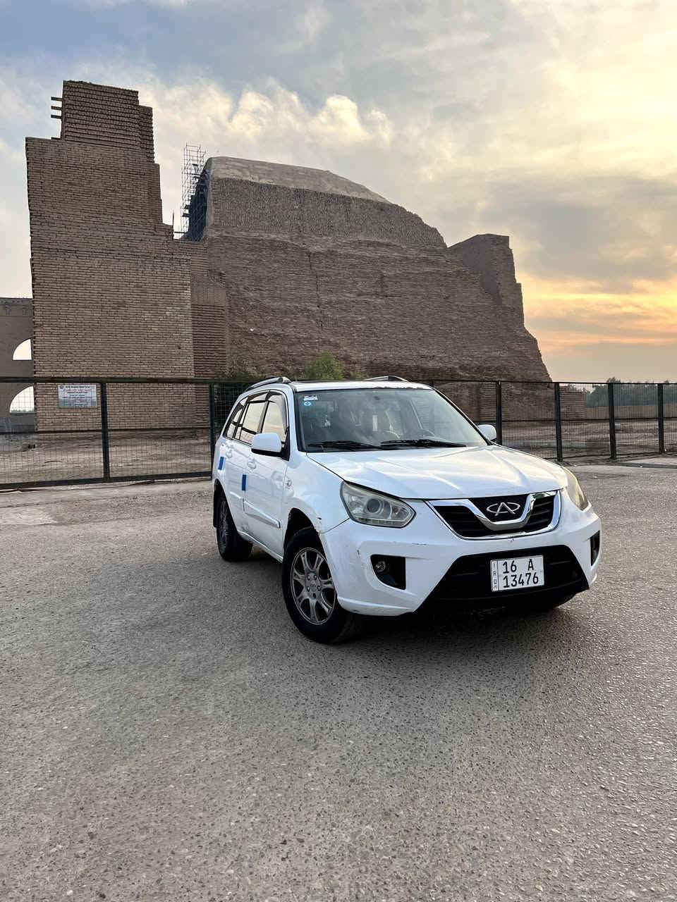 السلام عليكم 
سيارة تيكو للبيع موديل 13 رقم انكليزي وسنويه باسمي سيارة جاهزه مكينة و تبريد خير من الله كهربائياتها كلها شغالة بيها بارد بسيط جاملغ امامي سعرها 60 ورقه وبيها مجال اكيد
العنوان بغداد
***********
