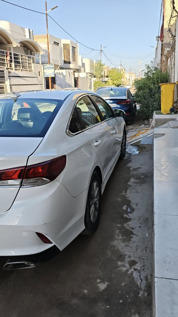 سوناتا 2018 أمريكي 2400 GDI للبيع
رقم اربيل تريد وكالة او تحويل ماكو مشكلة ، السيارة حادثها بأمريكا فقط خشم البنيد او بدايته و معجني و ما صابغي مثل ما هو و بداية قبق الجنطة مرجع ع البارد بدون اي ضرر للدواخل و الايرباكات كلها سليمة و السيارة كلها ليبل واحد صور الحادث عندي بدون اي تبديل و بالعراق مابيها حادث
مواصفات :
شاشة كبيرة ، حساسات امامية خلفية ، 3 انظمة قيادة ، مانع انزلاق ، كاميرا دوارة و غيرها هواي مواصفات معروفة
مكينة و گير كفالة و حدادية جديدة و تبريد تدفئة فول ما عايزها شي ، السيارة ماشية 83000 ميل جداً نظيفة..
السعر 132 و بيها مجال بسيط للشراي 
للإستفسار الاتصال *********** و متواجد واتساب
مكان السيارة النجف الاشرف شارع الصب مقابل قرية الغدير..
