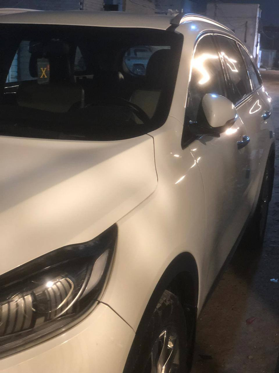 سلام عليكم سياره سورنتو للبيع موديل 20 بدون صبغ بيهه بارد بمكانين عله كد اربع اصابع إم الاريل الأبيض معروفه السياره خليج كلين مكان بغداد حي الجهاد رقم الهاتف :***********
