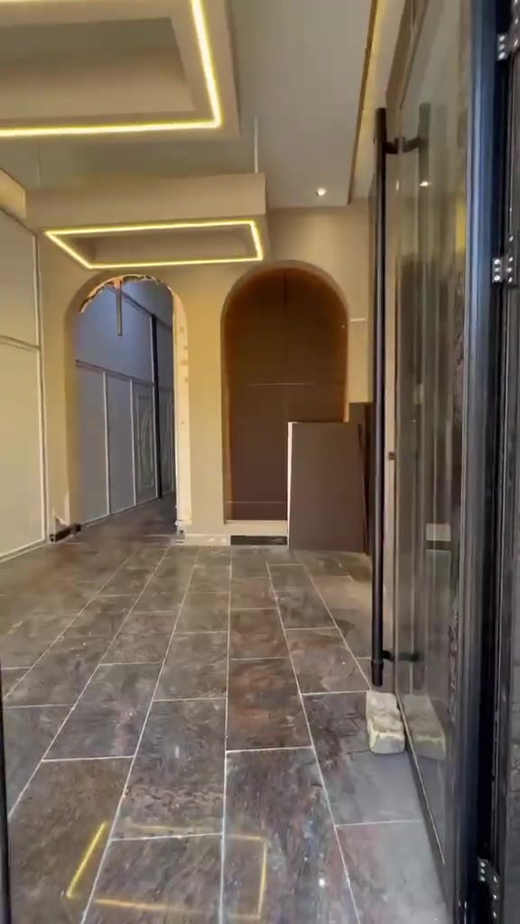 📢 إعلان تأجير

محل تجاري للإيجار في شارع 14 رمضان، قرب فطور أبو دجلة، بموقع حيوي ومناسب للاستثمار.

🔹 واجهة 3 متر
🔹 عمق 10 متر
🔹 يصلح لمختلف الأنشطة التجارية والمهنية

التعامل مباشر مع صاحب الملك
بدون دلالية أو عمولات

للاستفسار:
📞 ***********

