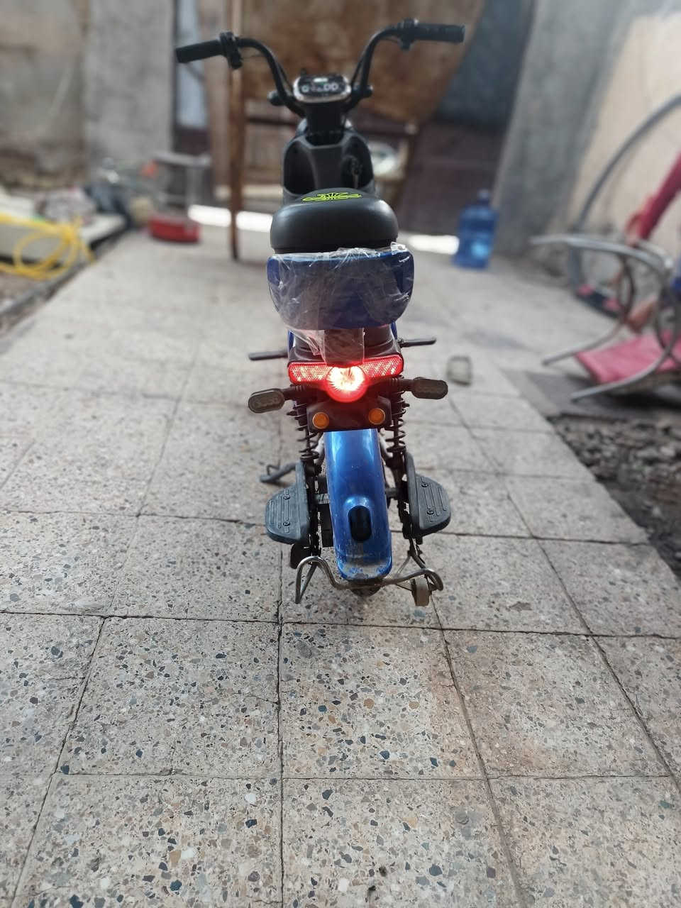 دراجه شحن لبيع ما بيهه شي السعر 250 راقم ***********
