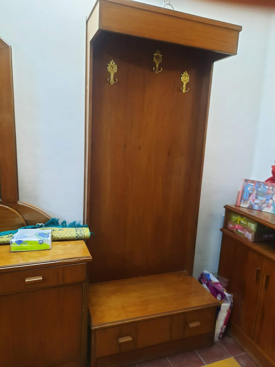 اغراض منزليه للبيع
غرفة نجاره خشب نظيفه مع كنتور ٦ ابواب

تخم ١٠ مقاعد

غرفه شبابيه منفرده مع كنتور ٤ ابواب 

ميز طعام ستيل مع كراسي عدد ٦

مبرده ايرانيه حجم وسط

العنوان :حله /الخسرويه


**إذا كنت صاحب هذا الإعلان وتريد حذفه لأي سبب، رجاءا أرسل رسالة إلى الدعم الفني**